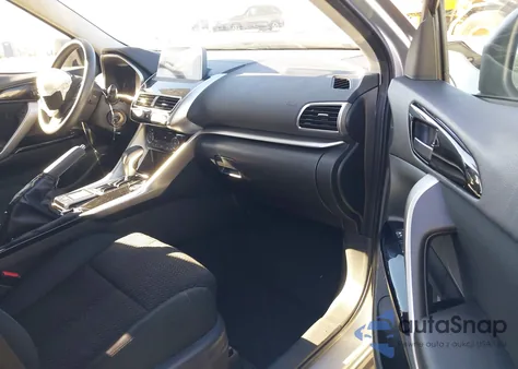 2020 Mitsubishi Eclipse Cross Le 1.5T Awc from USA, damaged, VIN JA4AT4AA6LZ001903